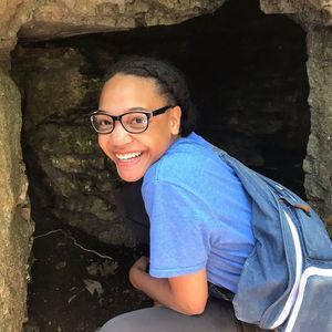 Meet your Posher, Alexandria